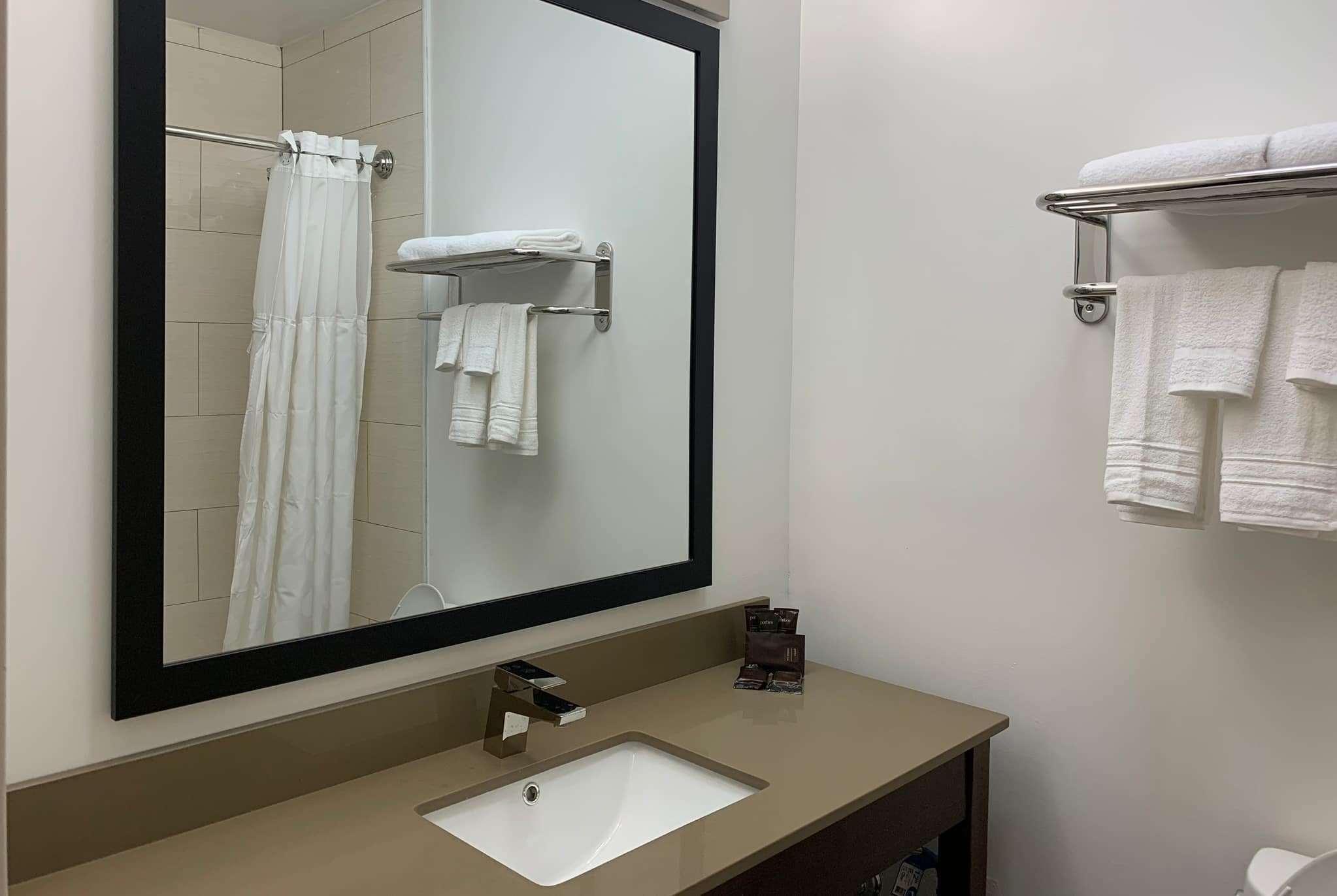 Wingate By Wyndham Jfk Airport, Far Rockaway Ny Hotel New York Kültér fotó